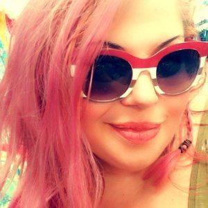 Meet your Posher, Michele